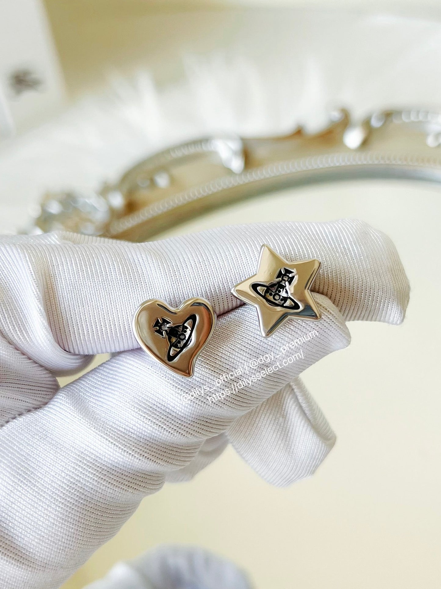 現貨|Vivienne Westwood AB款心星耳針