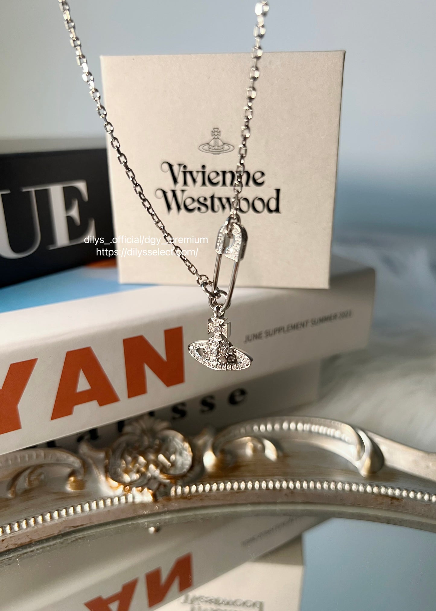 Ready stock｜Vivienne Westwood Lucrece small brooch necklace 