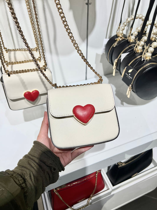 Kate Spade 心型翻蓋斜背包