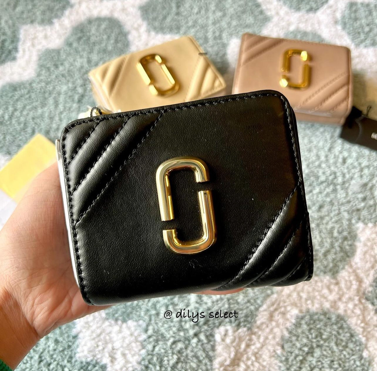 現貨MARC JACOBS 專櫃羊皮 兩折短夾