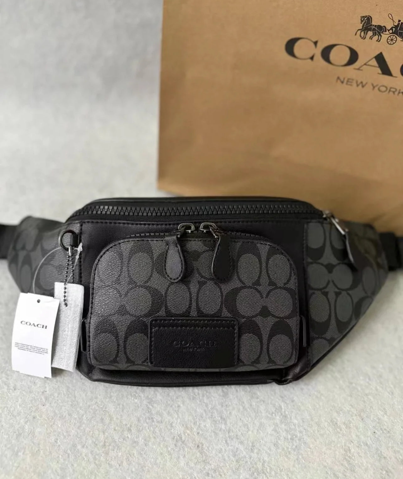 Coach Track Belt 胸包